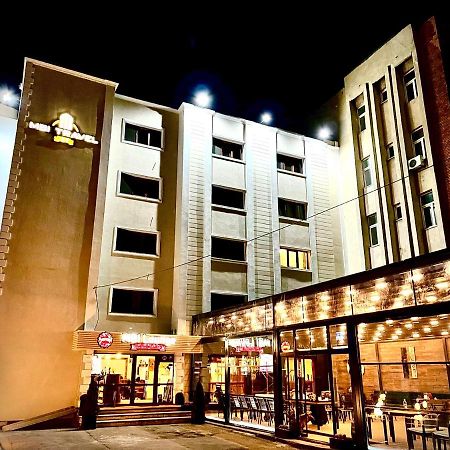 Mbi Travel Inn Craiova Exterior foto