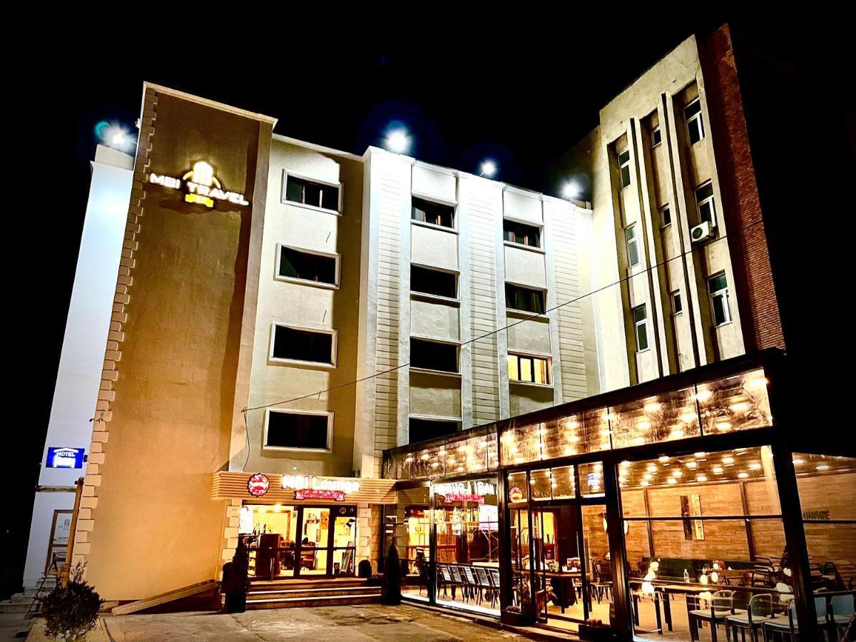 Mbi Travel Inn Craiova Exterior foto