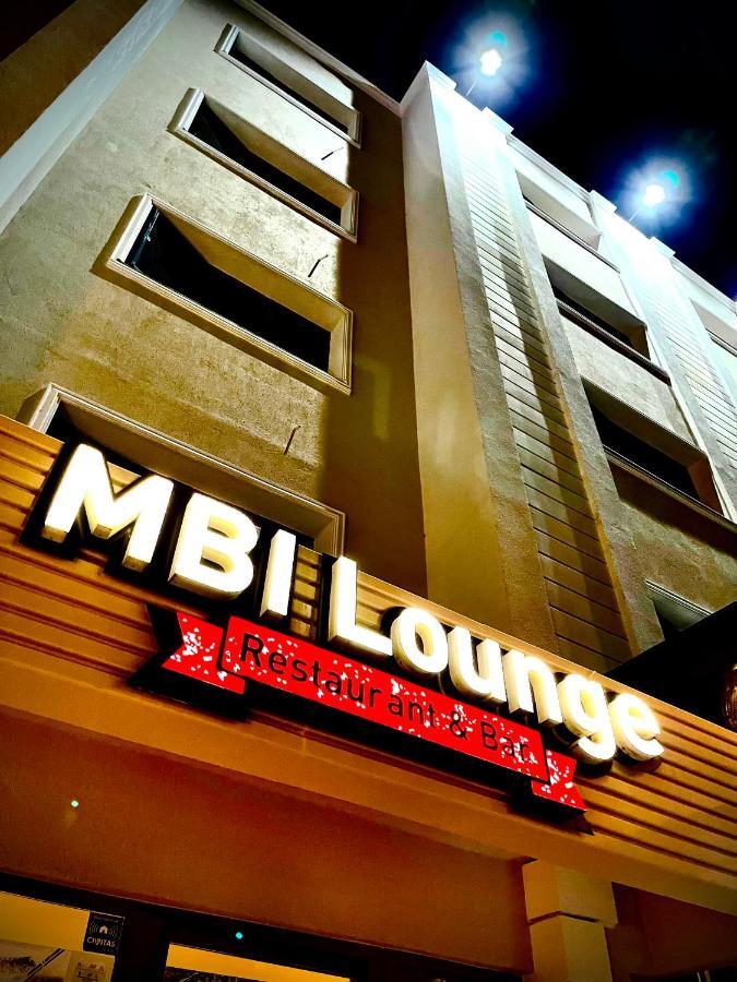 Mbi Travel Inn Craiova Exterior foto