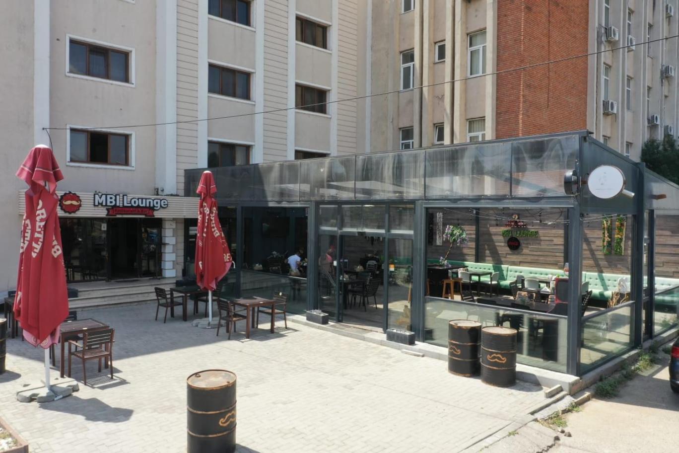 Mbi Travel Inn Craiova Exterior foto