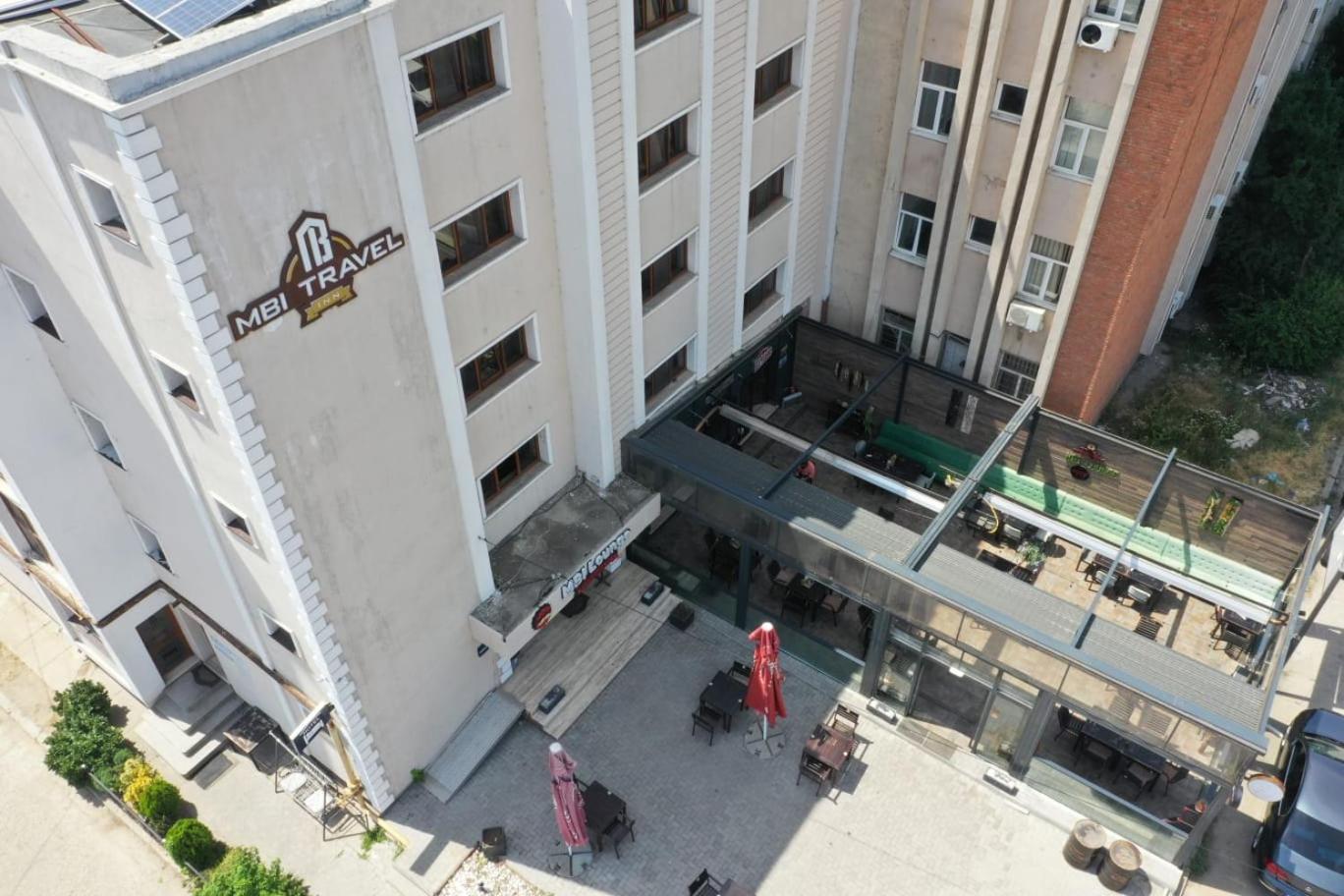 Mbi Travel Inn Craiova Exterior foto