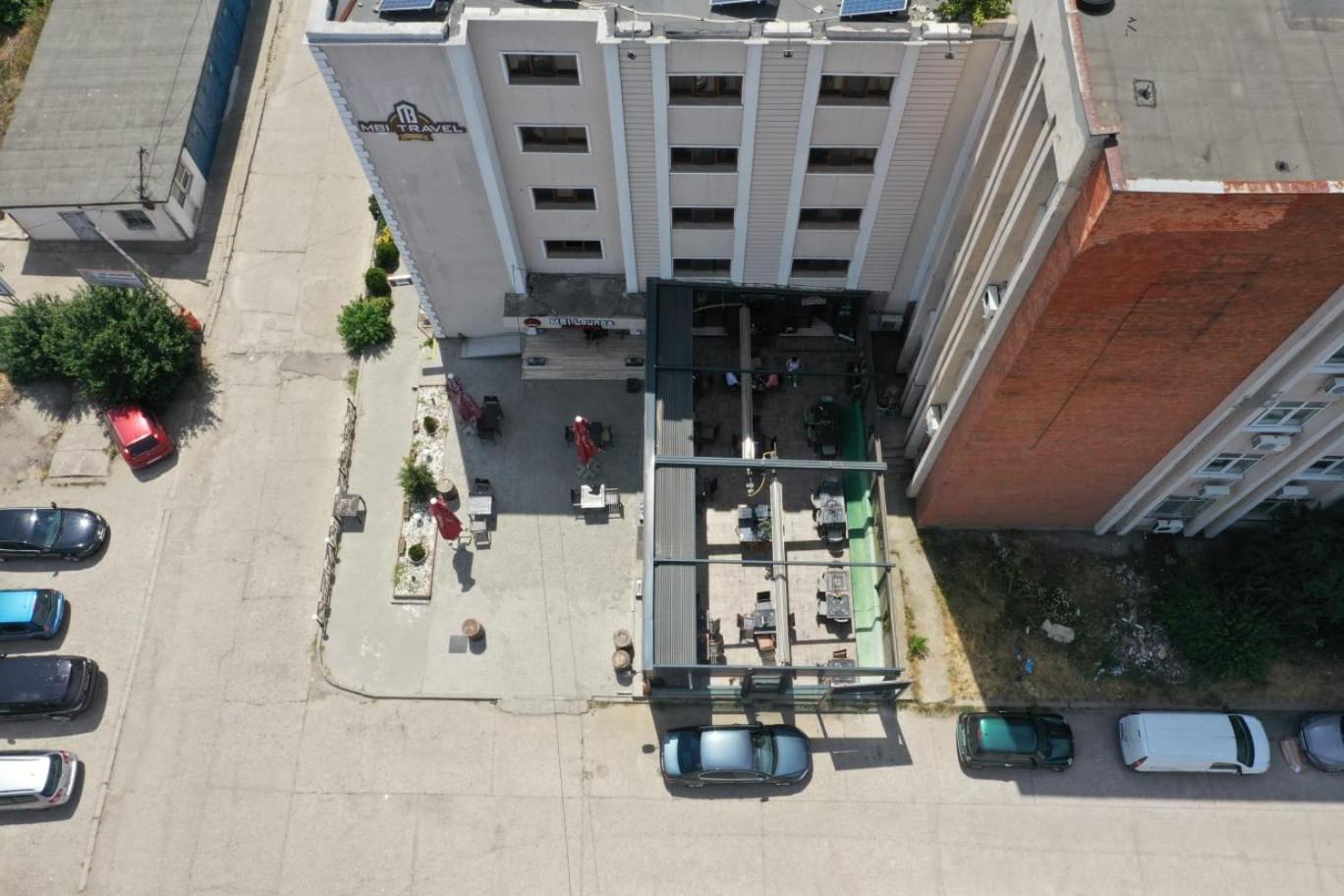 Mbi Travel Inn Craiova Exterior foto
