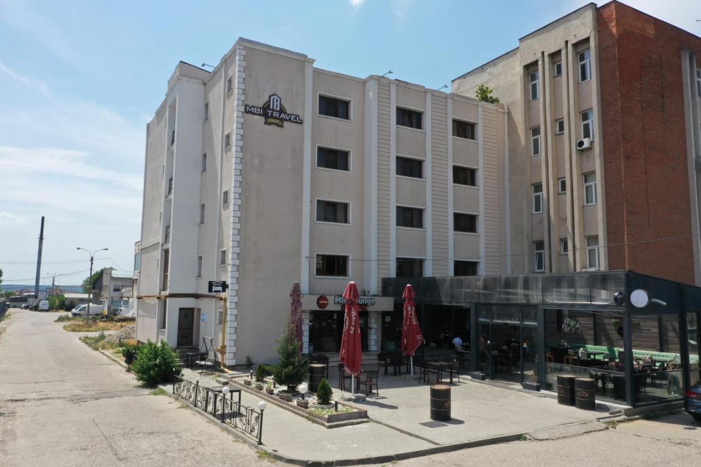 Mbi Travel Inn Craiova Exterior foto